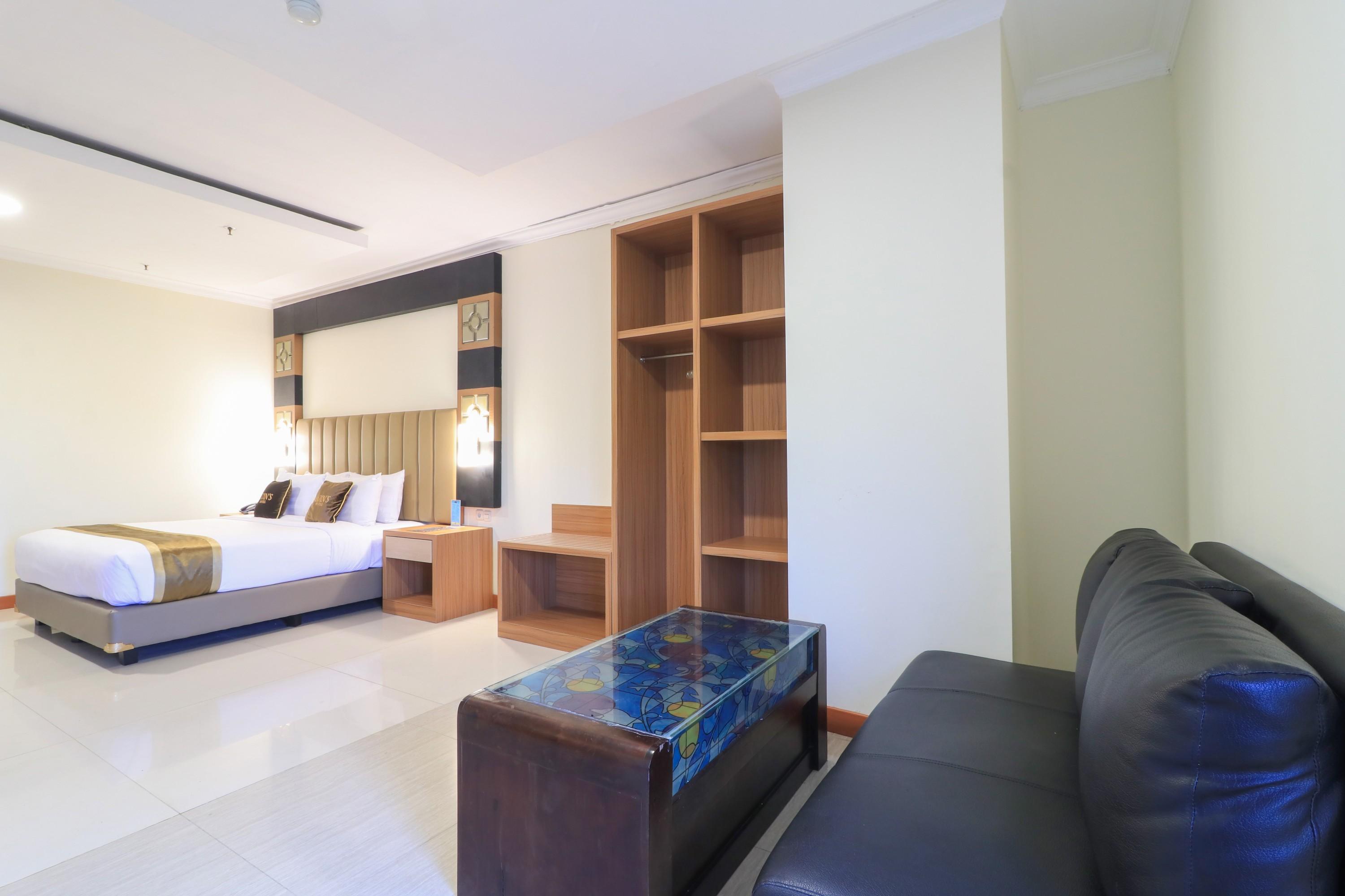 Coins Hotel Jakarta Exterior foto