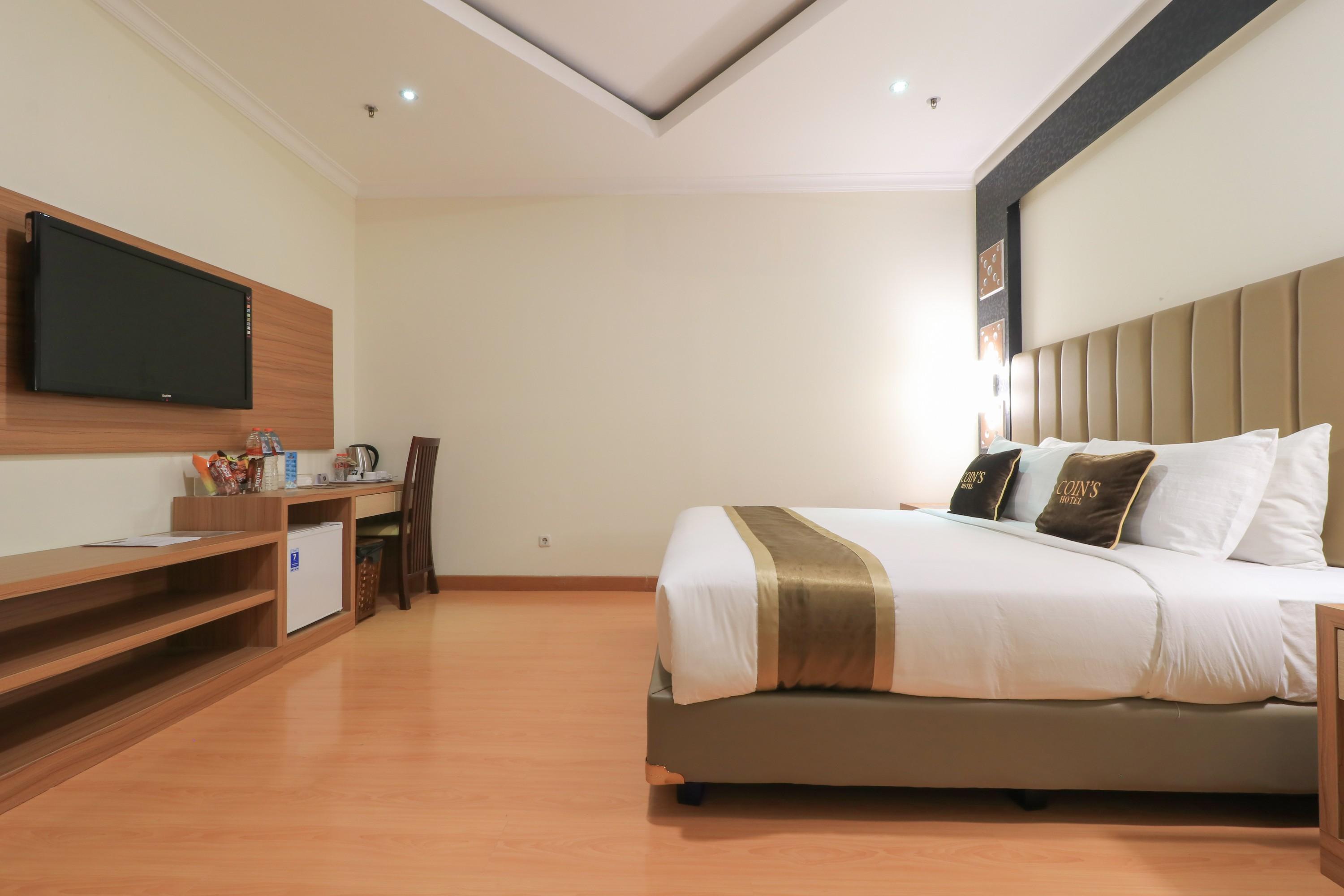 Coins Hotel Jakarta Exterior foto