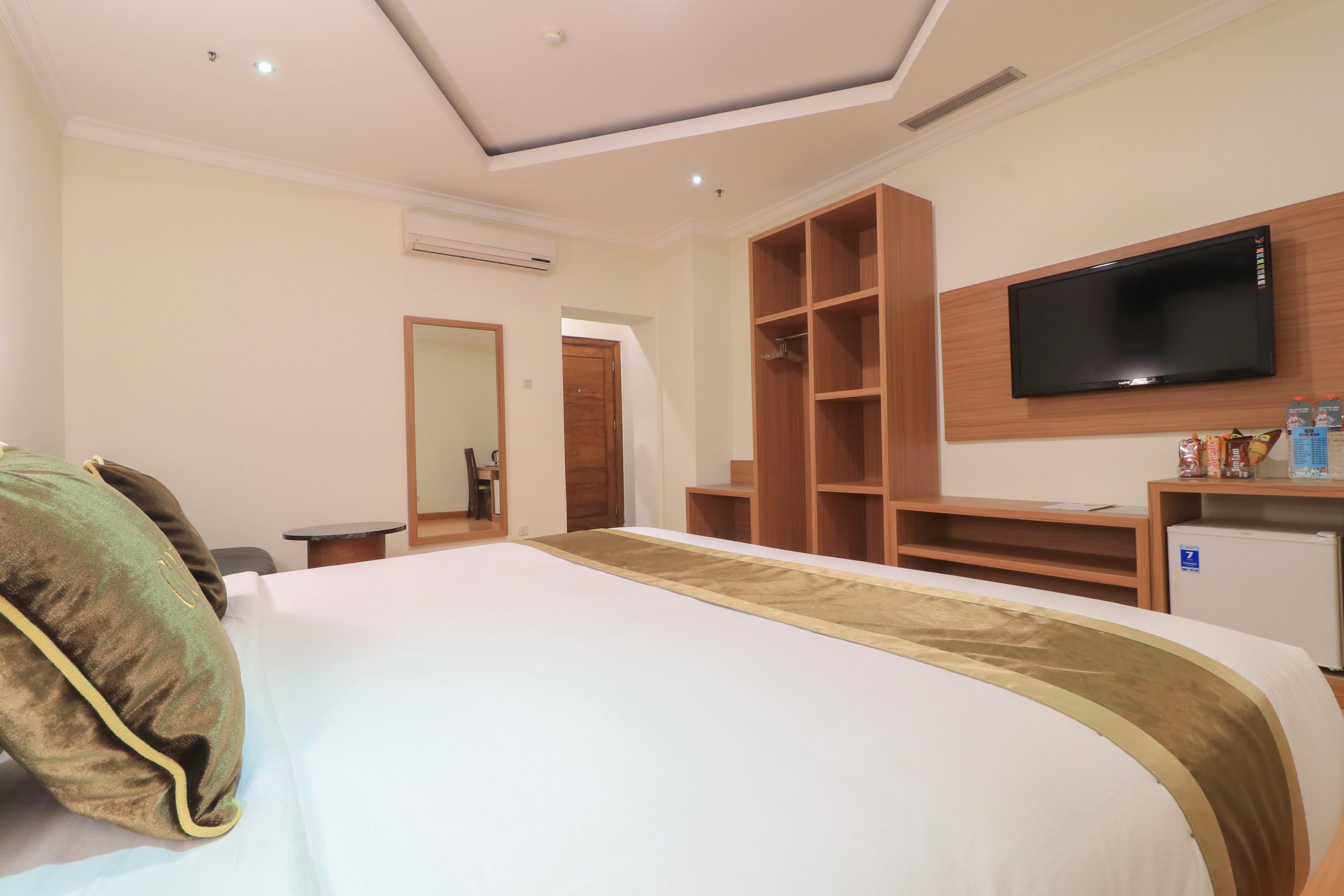 Coins Hotel Jakarta Exterior foto