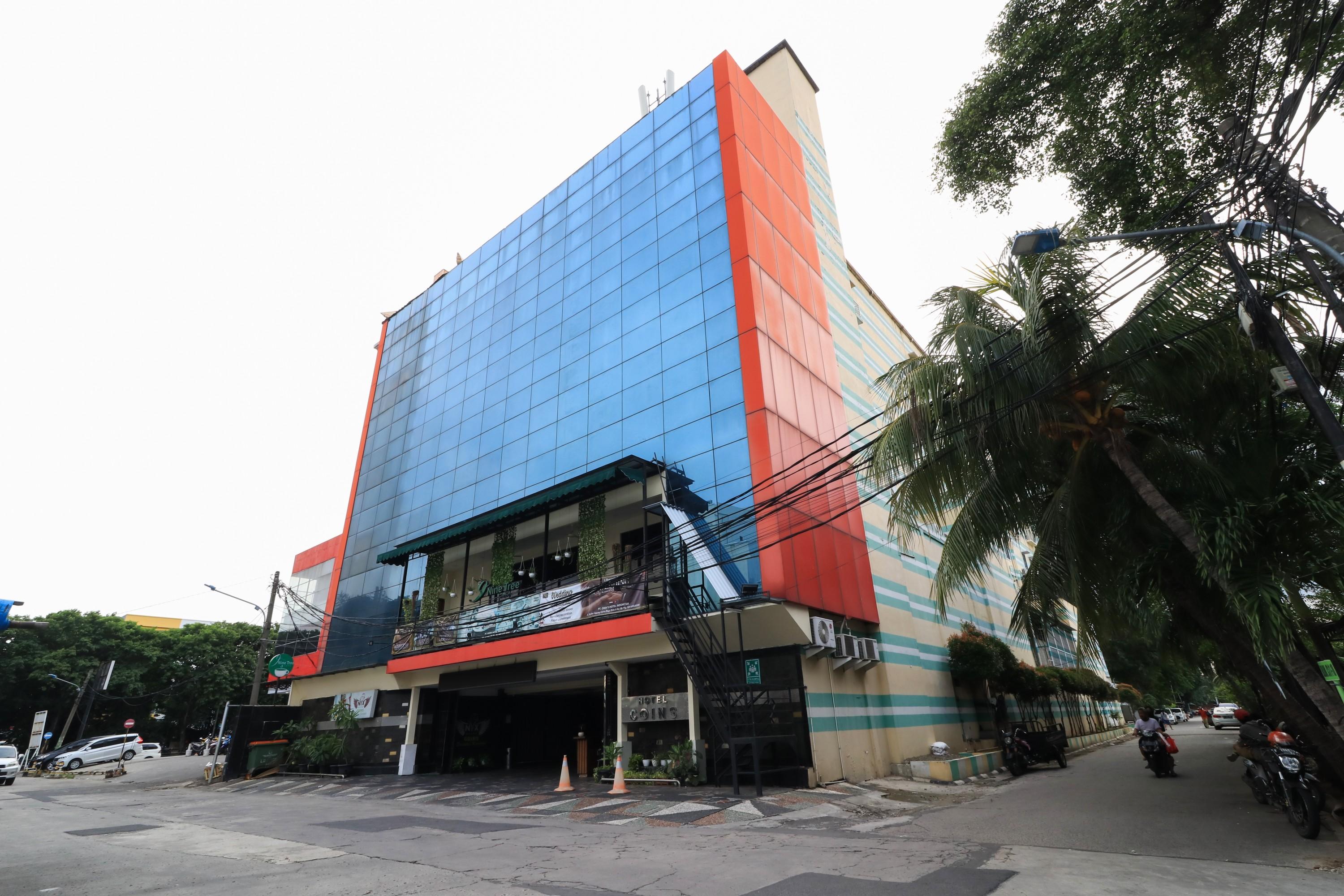 Coins Hotel Jakarta Exterior foto